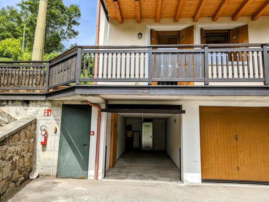 Residence Gardenia Con Terrazza 40Mq Privata & Garage Privato Vione Екстер'єр фото